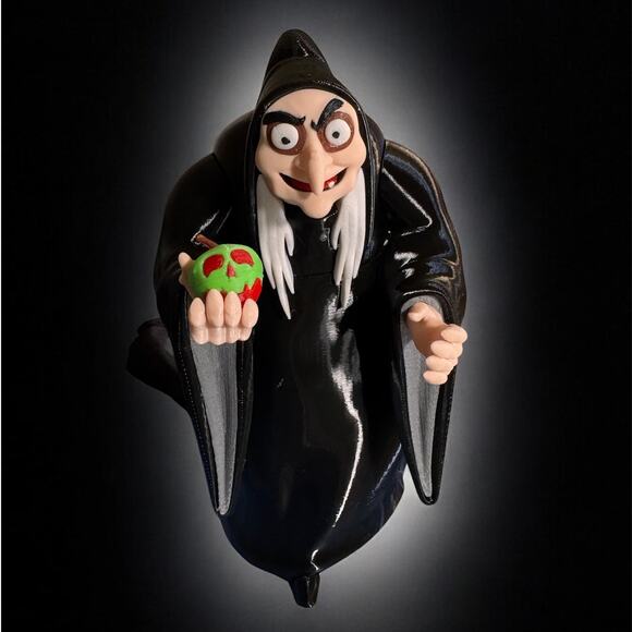 Evil Queen 'Old Hag' From Snow White 3D Printed 10" - Picture 2 of 3